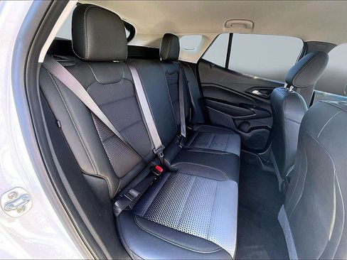 Used 2024 Chevrolet Trax LT image 26