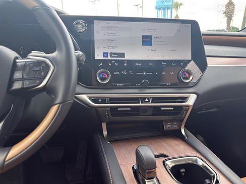 Used 2025 Lexus RX 350 Premium w/ Convenience Package FWD image 15