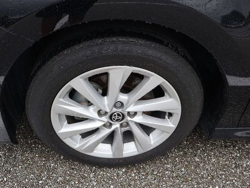 Used 2024 Toyota Camry LE FWD image 4
