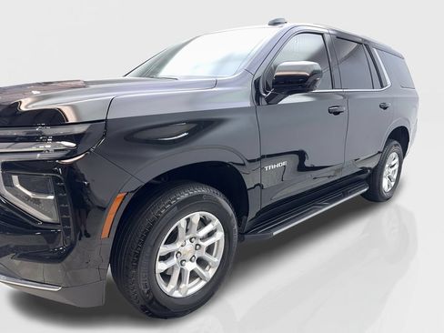 Used 2025 Chevrolet Tahoe LT AWD/4WD image 11