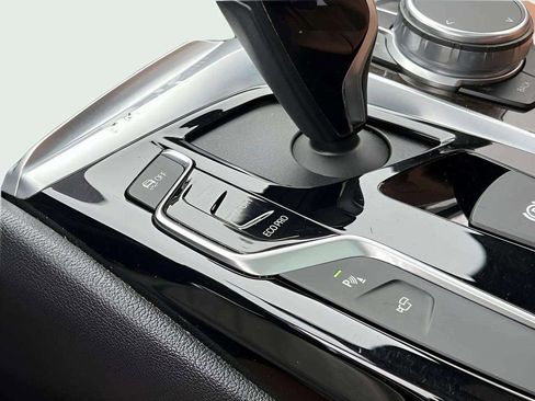 Used 2019 BMW 540i xDrive w/ Convenience Package image 32