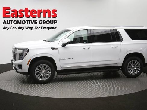 Used 2025 GMC Yukon XL Denali AWD/4WD image 65