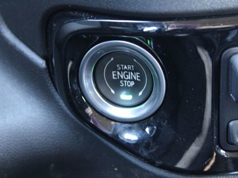 Used 2022 Chevrolet Silverado 1500 RST image 31