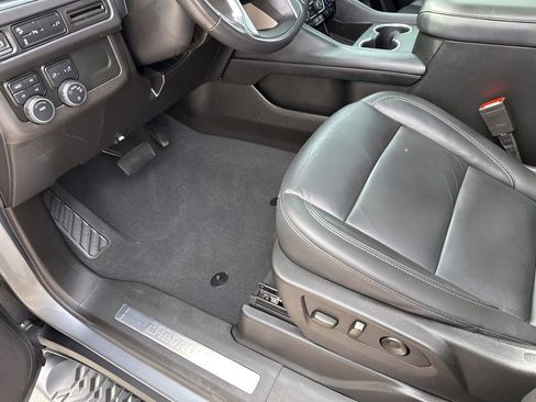 Used 2021 Chevrolet Tahoe Z71 image 28