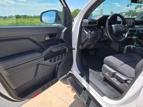 New 2026 Toyota Tacoma SR AWD/4WD image 13