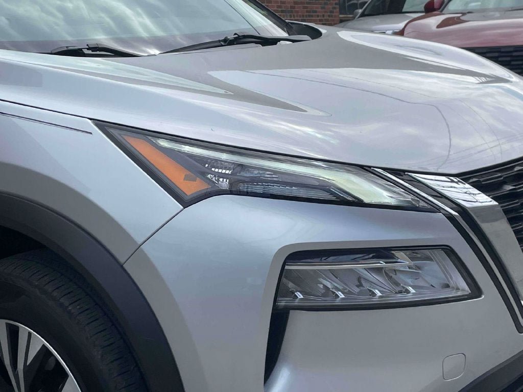 Used 2023 Nissan Rogue SV AWD/4WD image 10