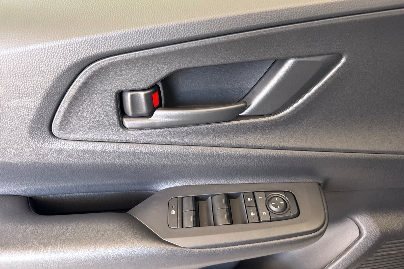 New 2027 Toyota Prius Plug-In Hybrid FWD image 12