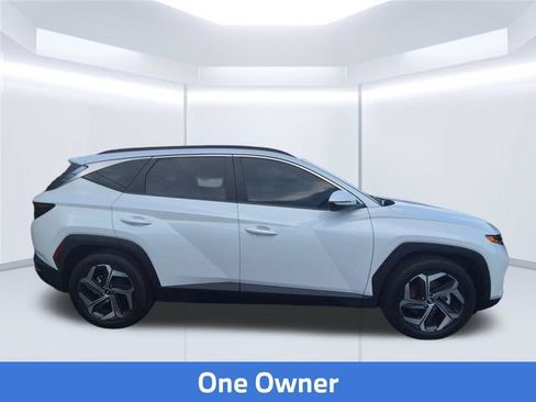 Used 2022 Hyundai Tucson SEL w/ Convenience + Premium Package FWD image 2