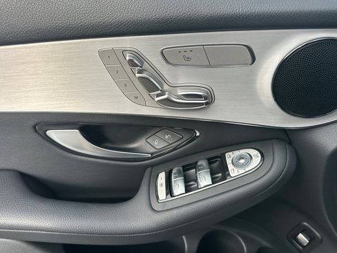 Certified 2021 Mercedes-Benz GLC 300 4MATIC image 11