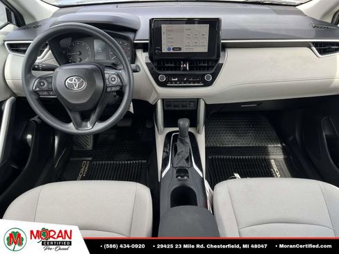 Used 2024 Toyota Corolla Cross L FWD image 13