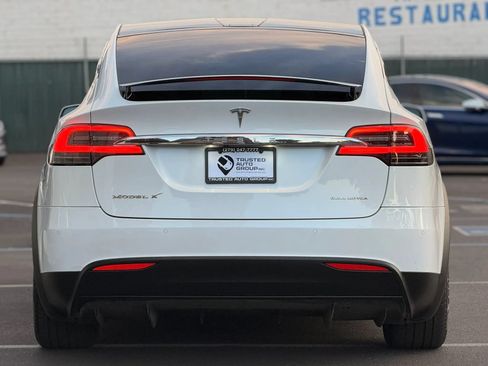 Used 2019 Tesla Model X Long Range AWD/4WD image 9