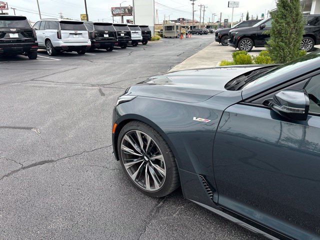 Used 2022 Cadillac CT5 V Blackwing w/ Driver Assist Package RWD image 9