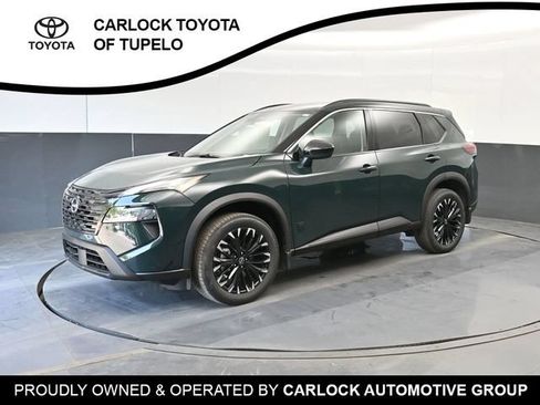 Used 2026 Nissan Rogue Dark Armor FWD image 1