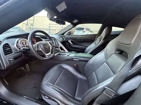Used 2019 Chevrolet Corvette Stingray Coupe w/ Carbon Flash Badge Package RWD image 24