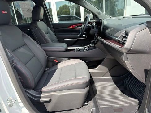 Certified 2025 Chevrolet Traverse Z71 w/ Enhanced Driving Package AWD/4WD image 19