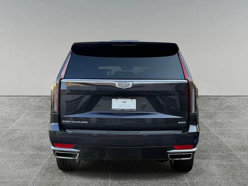 Certified 2024 Cadillac Escalade Premium Luxury AWD/4WD image 11