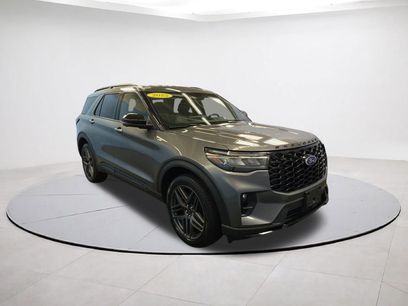 Used 2025 Ford Explorer ST-Line w/ ST-Line Street Pack