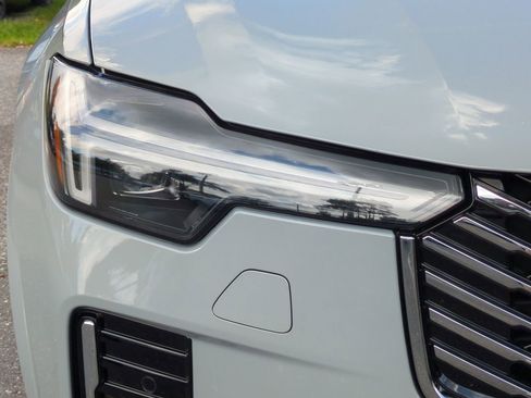 New 2026 Volvo XC90 B6 Plus w/ Protection Package Premier image 10