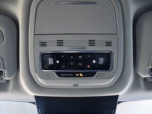 New 2026 Lincoln Nautilus Premier w/ Equipment Group 102A AWD/4WD image 31