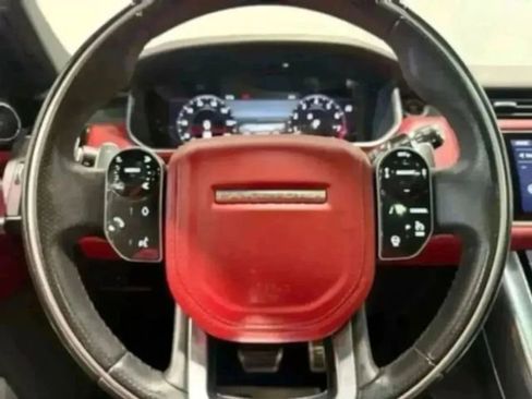 Used 2019 Land Rover Range Rover Sport HSE Dynamic image 16