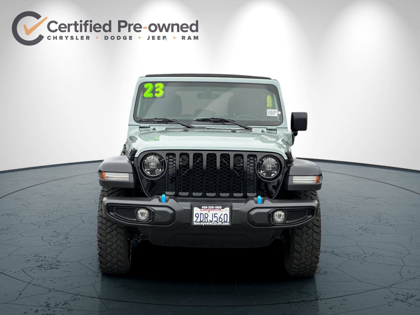 Used 2023 Jeep Wrangler Unlimited w/ Sun & Screen Package AWD/4WD image 9