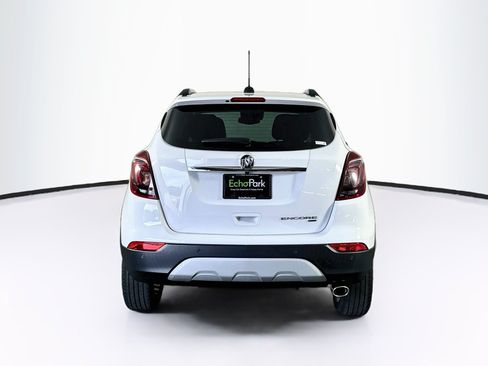 Used 2022 Buick Encore Preferred w/ Safety Package II AWD/4WD image 7