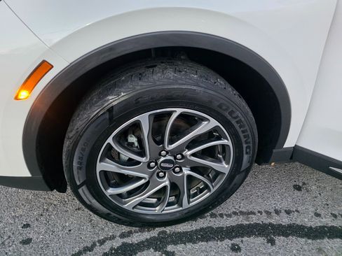 Used 2020 Lincoln Corsair Standard AWD w/ Equipment Group 101A image 26