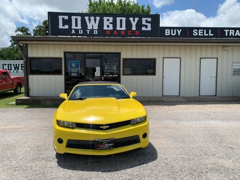 Used 2014 Chevrolet Camaro LT RWD image 7