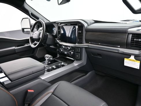 New 2025 Ford F150 Lariat w/ Equipment Group 502A High image 32