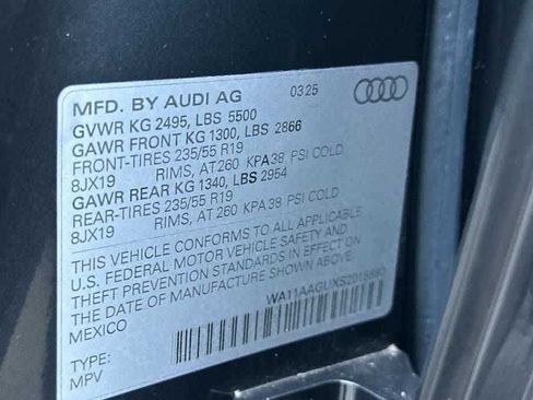 Used 2025 Audi Q5 Premium w/ Convenience Package AWD/4WD image 29