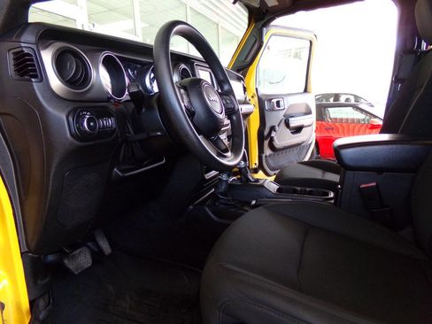 Used 2021 Jeep Wrangler Unlimited Sport image 18