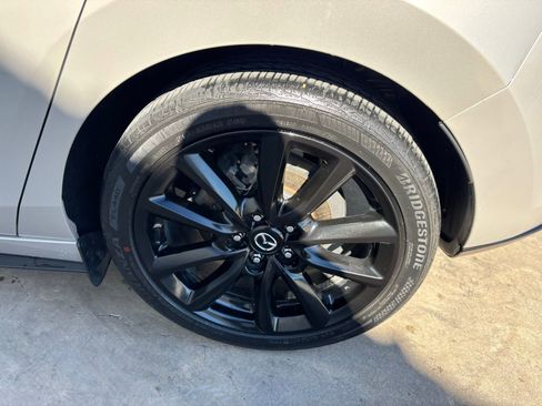 Used 2023 MAZDA MAZDA3 s image 11