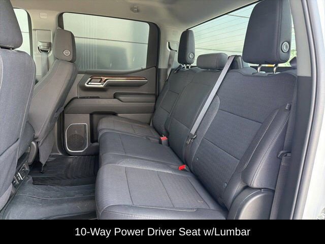 Used 2024 Chevrolet Silverado 1500 LT AWD/4WD image 25