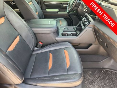 Used 2024 GMC Sierra 2500 AT4 w/ AT4 Premium Plus Package AWD/4WD image 13