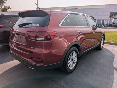 Used 2020 Kia Sorento FWD V6 image 3