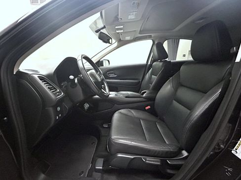 Used 2017 Honda HR-V EX-L image 10