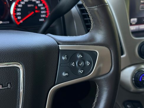 Used 2015 GMC Yukon Denali w/ Open Road Package AWD/4WD image 16