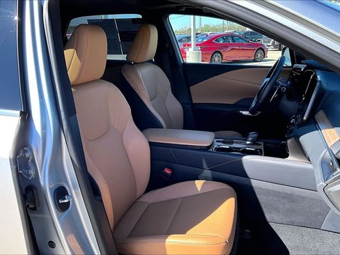 Used 2025 Lexus RX 350 Premium w/ Convenience Package image 9