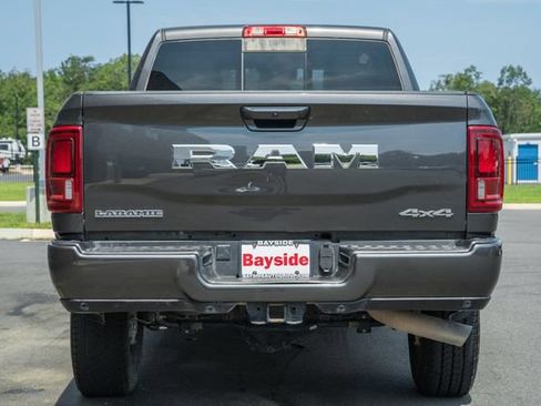 Used 2026 RAM 2500 Laramie AWD/4WD image 7