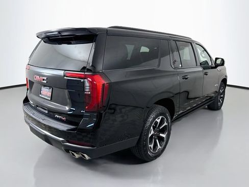 Used 2026 GMC Yukon XL AT4 w/ AT4 Premium Plus Package AWD/4WD image 7