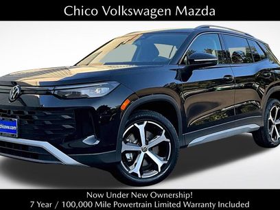 New 2025 Volkswagen Tiguan SE