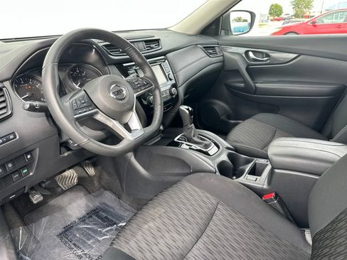 Used 2019 Nissan Rogue S w/ Special Edition Package FWD image 15