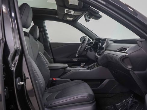 Used 2025 Lexus TX 500h AWD image 13