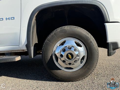 Used 2023 Chevrolet Silverado 3500 High Country image 6