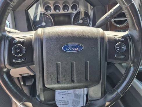 Used 2015 Ford F350 Lariat w/ Lariat Interior Package AWD/4WD image 14
