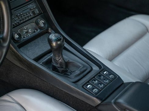 Used 1991 Porsche 928 GT image 16