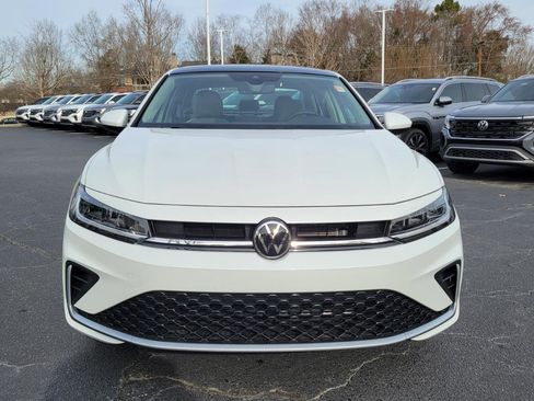 New 2026 Volkswagen Jetta SE image 8