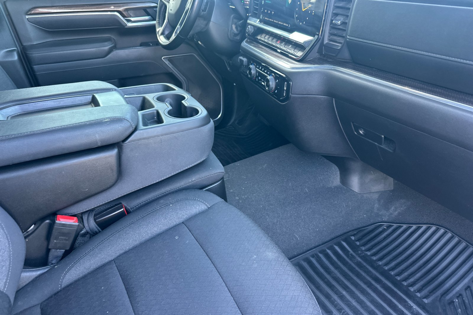 Used 2025 Chevrolet Silverado 2500 LT w/ Convenience Package AWD/4WD image 19