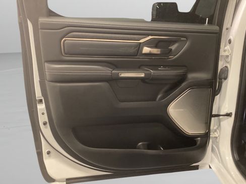 Used 2019 RAM 1500 Limited AWD/4WD image 25