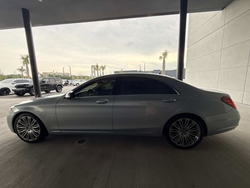 Used 2017 Mercedes-Benz S 550 4MATIC Sedan image 6